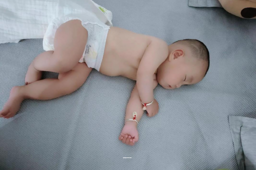 广汉宝宝高烧怎么处理